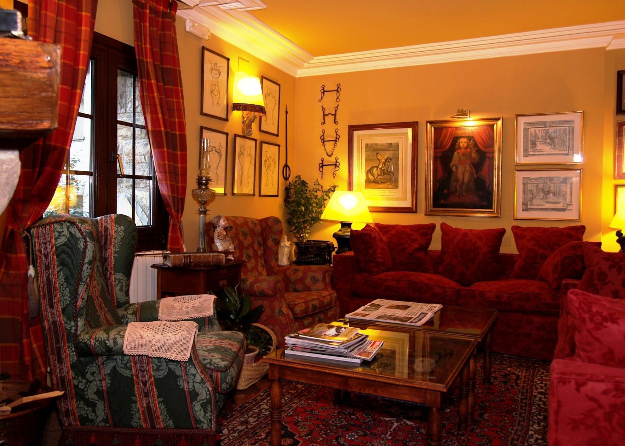 Hotel Almud Sallent de Gállego Buitenkant foto